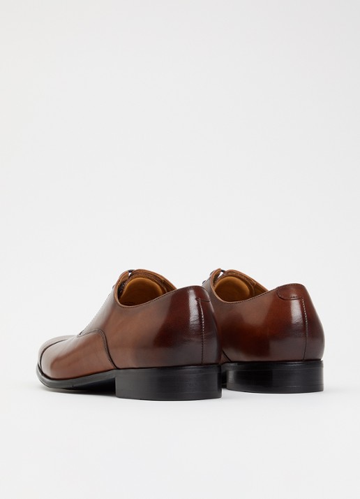 Dune London Wide Fit Solver veterschoen van leer met lakfinish - achterkant 5 oranjebruin