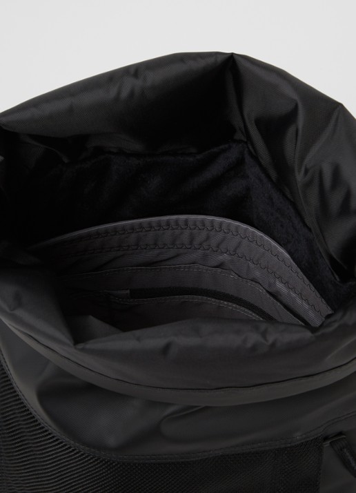 Eastpak Tecum rugzak met 14 inch laptopvak - detail 2 zwart