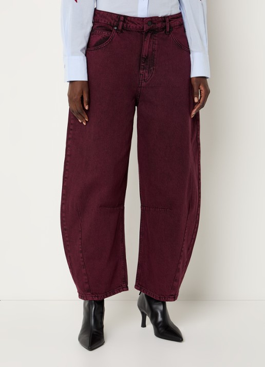Essentiel Antwerp Impressive high waist loose fit jeans met gekleurde wassing - detail 2 bordeauxrood