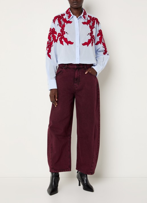 Essentiel Antwerp Impressive high waist loose fit jeans met gekleurde wassing - voorkant 5 bordeauxrood