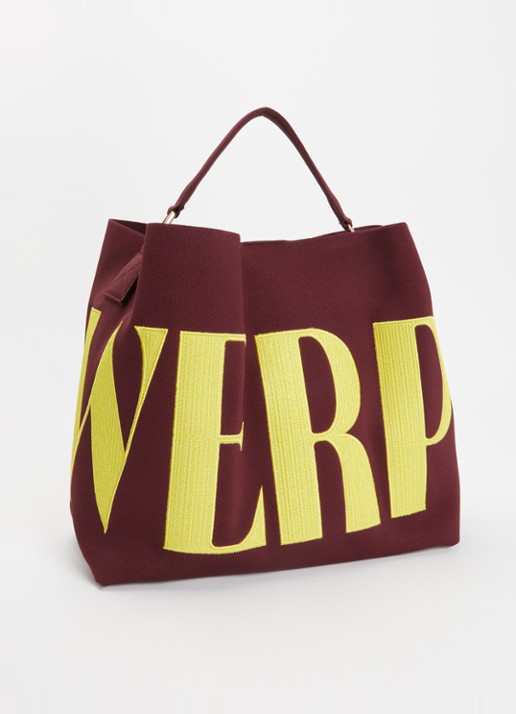 Essentiel Antwerp Karoll shopper met logoborduring en afneembare schouderriem - achterkant 4 aubergine