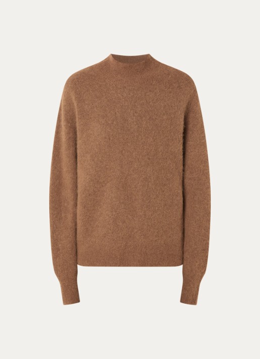 Expresso Fijngebreide trui in alpaca wolblend met opstaande kraag - voorkant camel