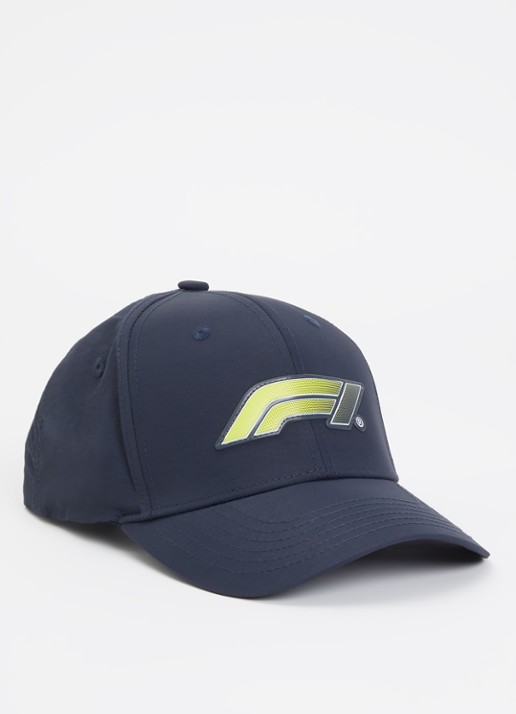 F1 Core victory pet met logo