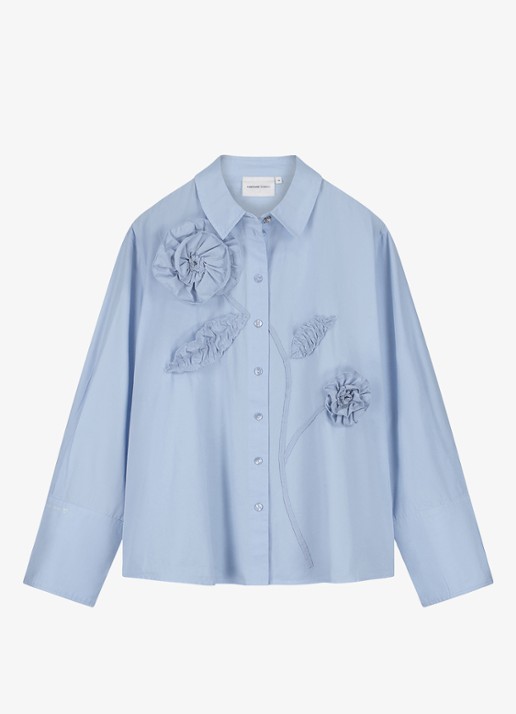 Fabienne Chapot Alex blouse met bloemenapplicaties - voorkant 3 lichtblauw