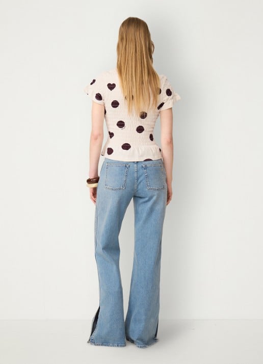 Fabienne Chapot Carmen T-shirt met stippenprint en smockwerk - achterkant 5 gebroken wit