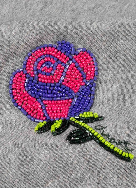 Fabienne Chapot Dhelia Rose sweater met kralendecoratie  - detail 2 grijs