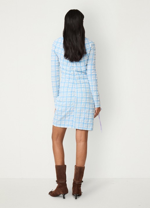Fabienne Chapot Levi mini jurk met ruitdessin en structuur - achterkant blauw