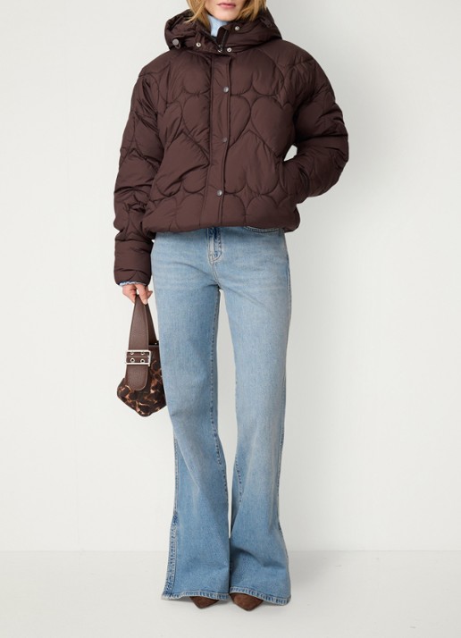 Fabienne Chapot Prisca puffer jack met capuchon en steekzakken - voorkant 5 chocoladebruin