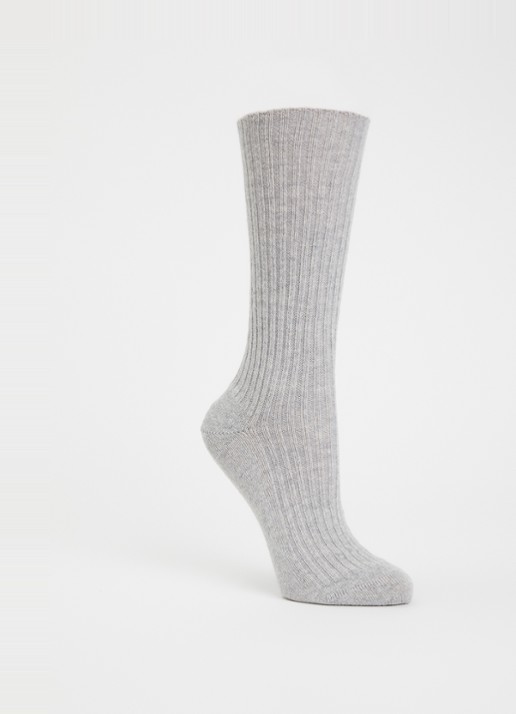 Falke Cosy Wool sokken in kasjmierblend - voorkant grijsmele