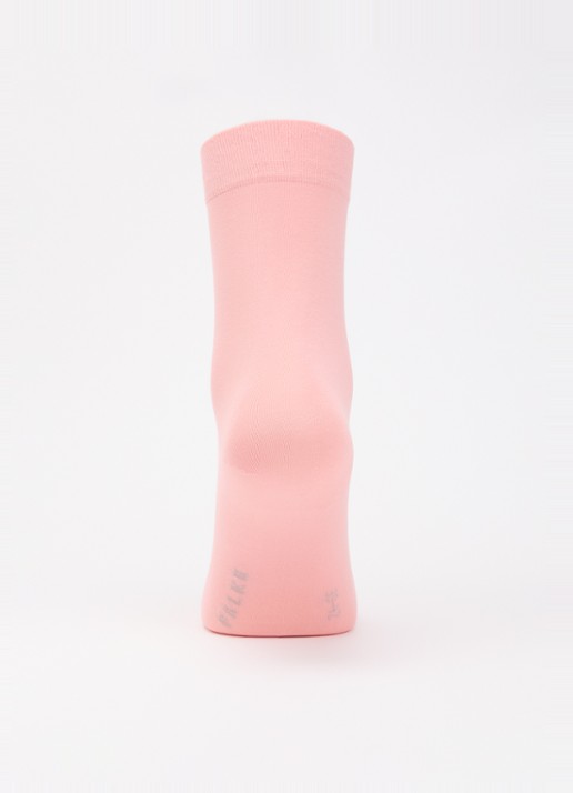 Falke Cotton Touch sokken in katoenblend - voorkant 2 zalmroze