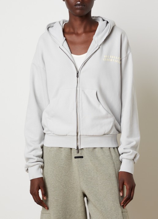 Fear of God Essentials Sweatvest met front- en backprint - achterkant lichtblauw
