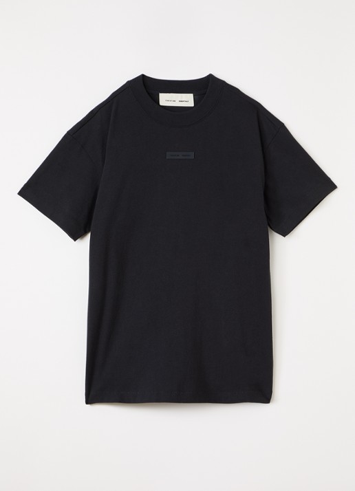 Fear of God Essentials T-shirt met logo - voorkant zwart