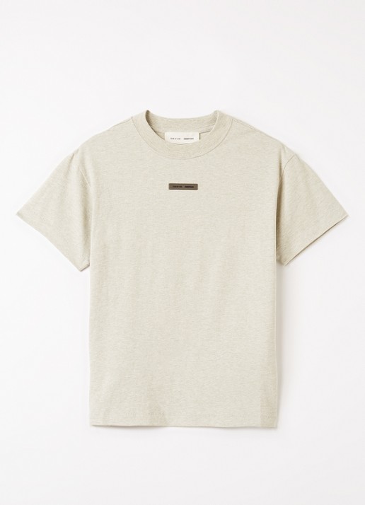 Fear of God Essentials T-shirt met logo - voorkant lindegroen