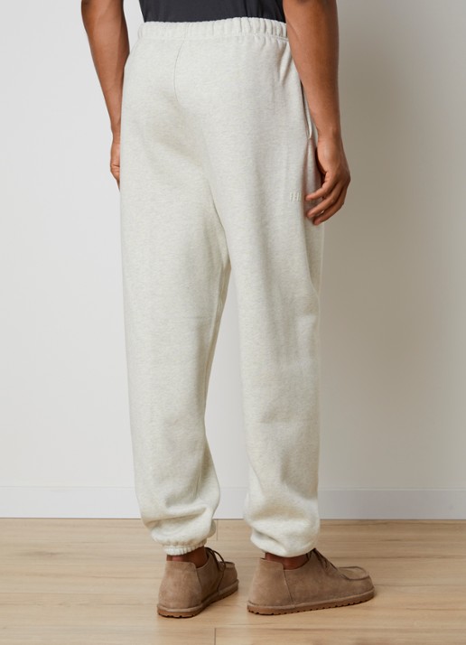 Fear of God Essentials Tapered fit joggingsbroek met steekzakken - achterkant 3 gebroken wit