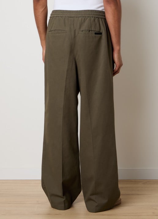 Fear of God Essentials Wide fit broek met steekzakken - achterkant 3 bronsgroen