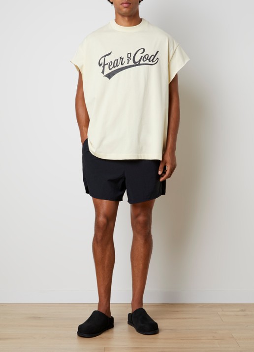 Fear of God Essentials Zwemshort met steekzakken - voorkant 4 zwart