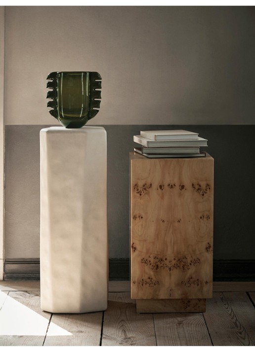 ferm LIVING Alas vaas 25 cm - detail 2 legergroen