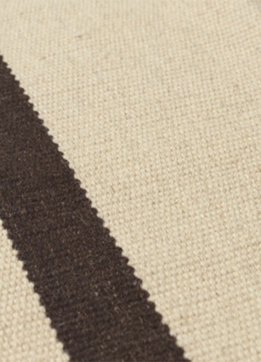 ferm LIVING Calm kelim vloerkleed 140 x 200 cm - voorkant 2 gebroken wit