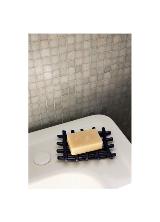ferm LIVING Ceramic zeepbakje 10 x 15 cm - voorkant 3 zwart