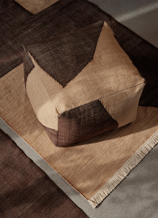 ferm LIVING Forene poef 60 x 60 cm - voorkant 3 bruin