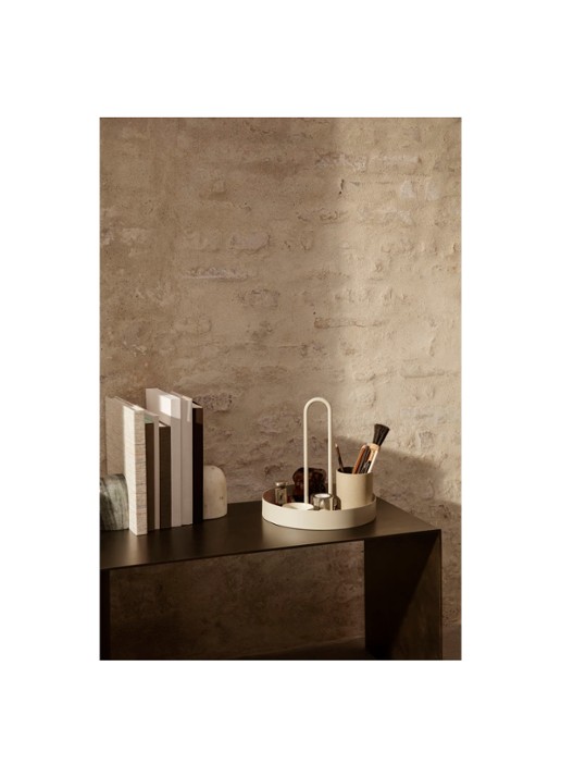 ferm LIVING Grib dienblad 28 cm - detail 4 beige
