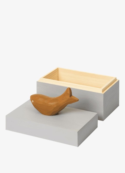 ferm LIVING Harbour Fish opbergdoos 9 x 14,5 cm - detail grijs
