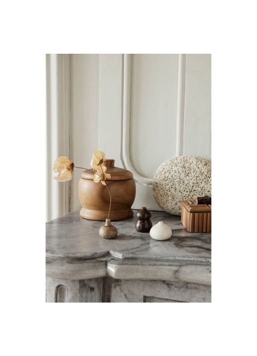 ferm LIVING Komo Mini vaas set van 3 - voorkant 2 bruin