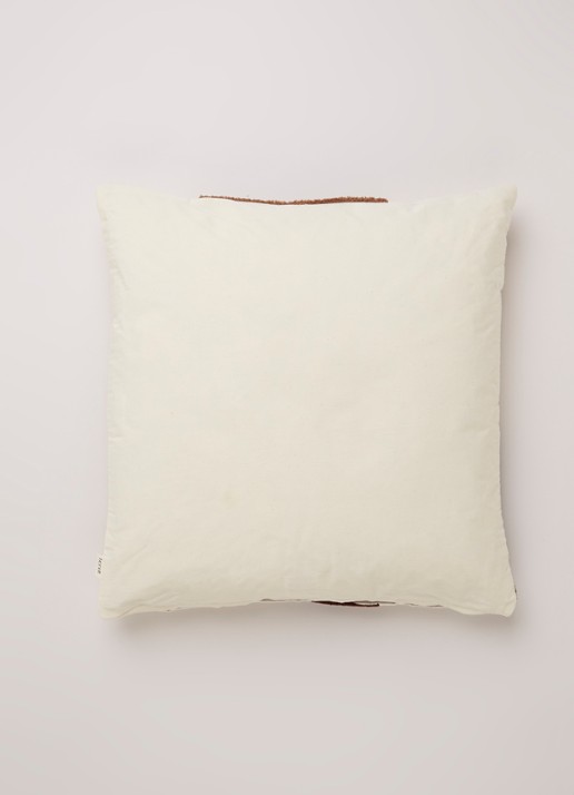 ferm LIVING Mirage Cushion Leaf sierkussen 50 x 50 cm  - voorkant 3 gebroken wit