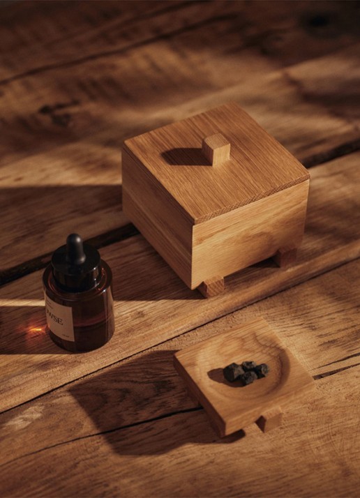 ferm LIVING Moku opbergdoos 10 x 9,5 cm - voorkant 2 lichtbruin