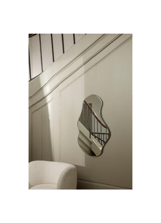 ferm LIVING Pond spiegel 63,5 x 110 cm - voorkant 2 dark chrome