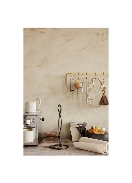 ferm LIVING Pond Trivets onderzetter van messing set van 3  - voorkant 2 goud