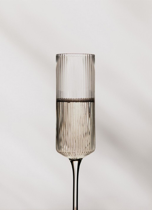 ferm LIVING Ripple champagneglas 15 cl set van 2 - detail transparant