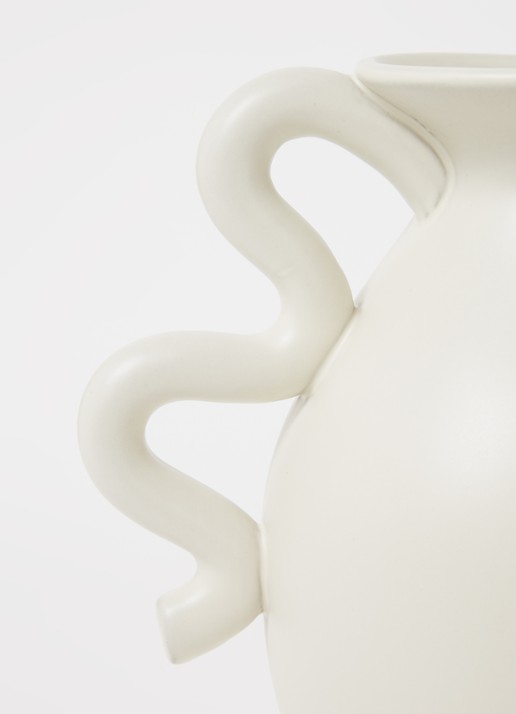 ferm LIVING Verso vaas 27 cm - detail gebroken wit