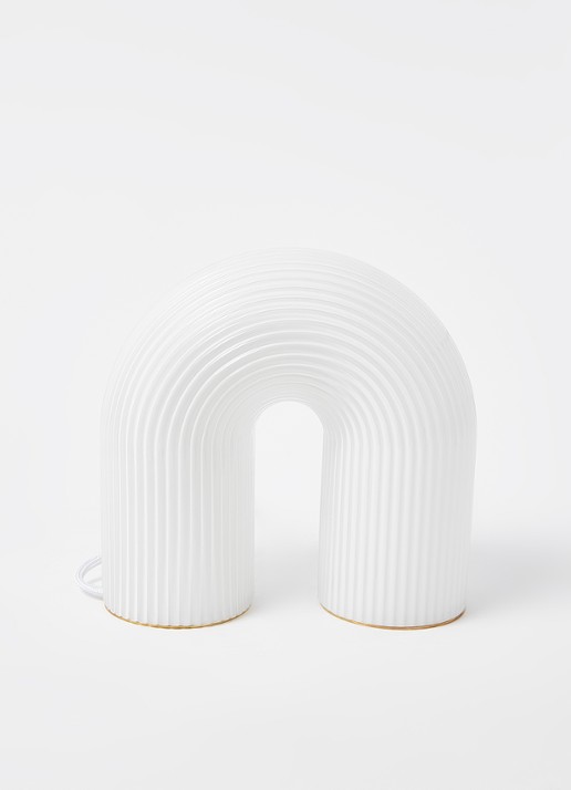 ferm LIVING Vuelta tafellamp 21,4 x 8,4 x 21,6 cm - voorkant 3 wit