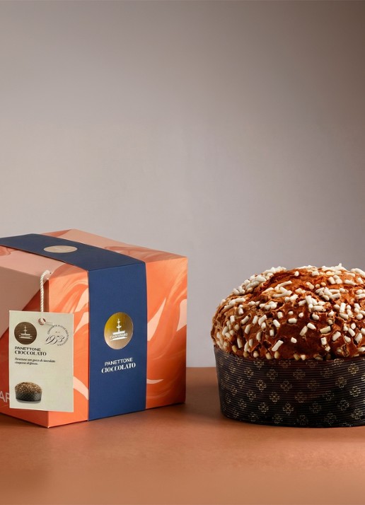 Fiasconaro Panettone met chocolade en glazuur 750 gram - achterkant beige
