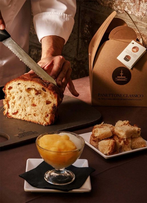 Fiasconaro Panettone met wijn "Malvasia delle Lipari passito D.O.C." 500 gram - voorkant 3 beige