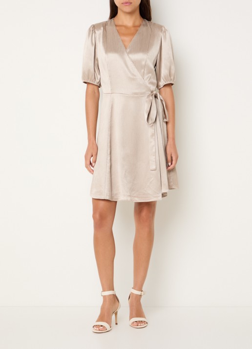 Fifth House Marli mini jurk met overslag met pofmouw - voorkant 3 beige