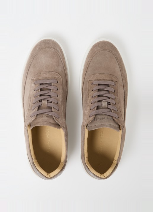 Filling Pieces Mondo sneaker van suède  - detail 5 zand