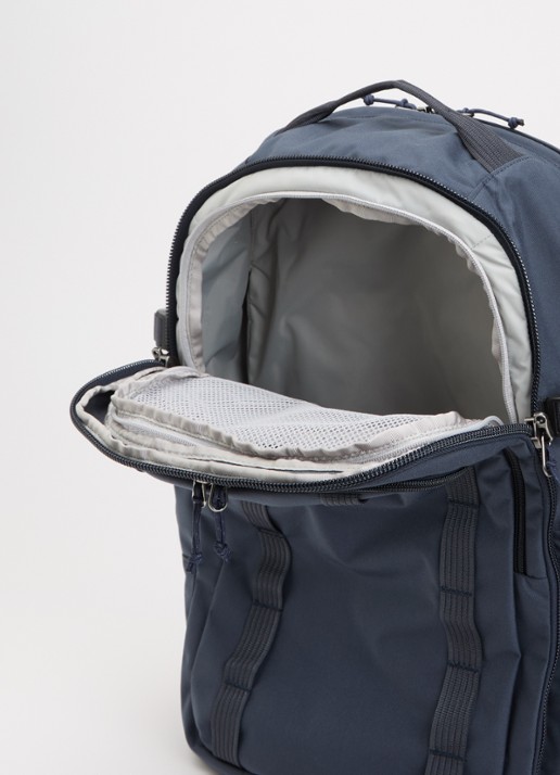 Fjällräven Färden Carry-On rugzak met 16 inch laptopvak - detail indigo