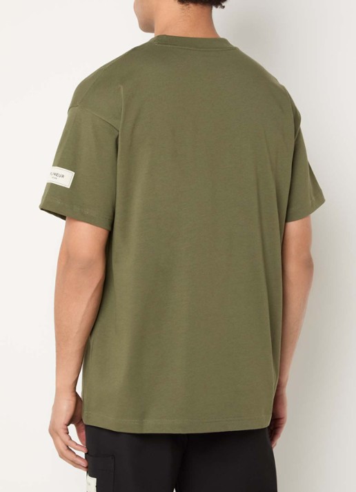 FLÂNEUR Atelier T-shirt met logo - achterkant 3 bronsgroen