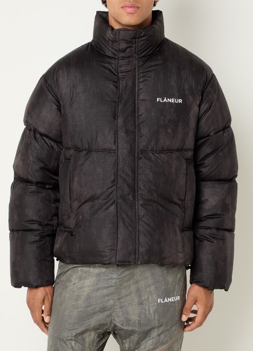 FLÂNEUR Logo puffer jack met opstaande kraag en steekzakken - detail zwart