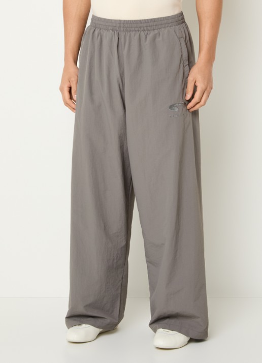 FLÂNEUR Wide fit trackpants met logo en steekzakken