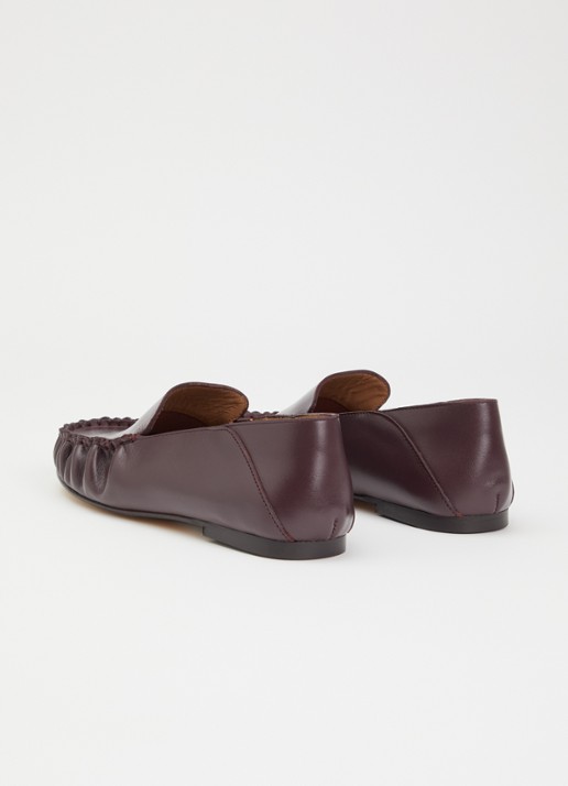 Flattered Bon Bon loafer van lamsleer - achterkant 4 bordeauxrood