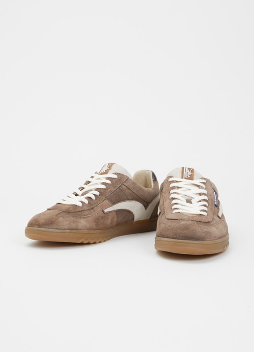 Floris van Bommel De zaler 01.28 sneaker van suède  - detail taupe