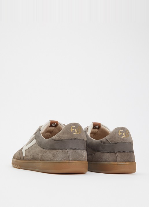 Floris van Bommel De Zaler 04.02 sneaker van suède - achterkant 2 taupe