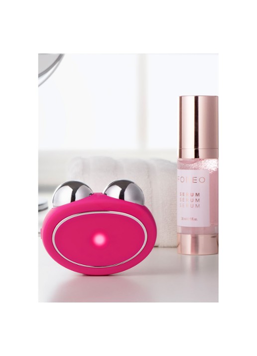 Foreo BEAR™ Fuchsia - gezichtstool - detail 5 fuchsia
