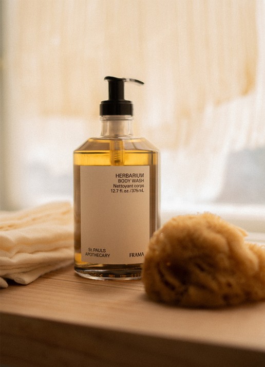 FRAMA Body Wash Herbarium - bad- & douchegel - voorkant 2 undefined