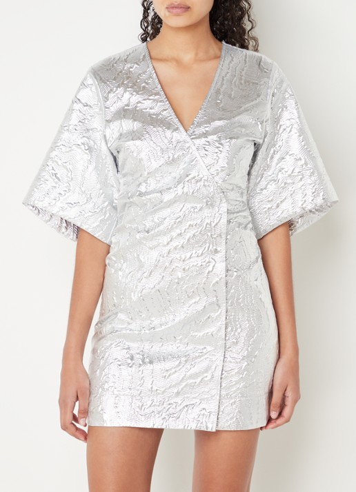 Ganni Mini wikkeljurk met metallic finish en structuur - detail 3 zilver