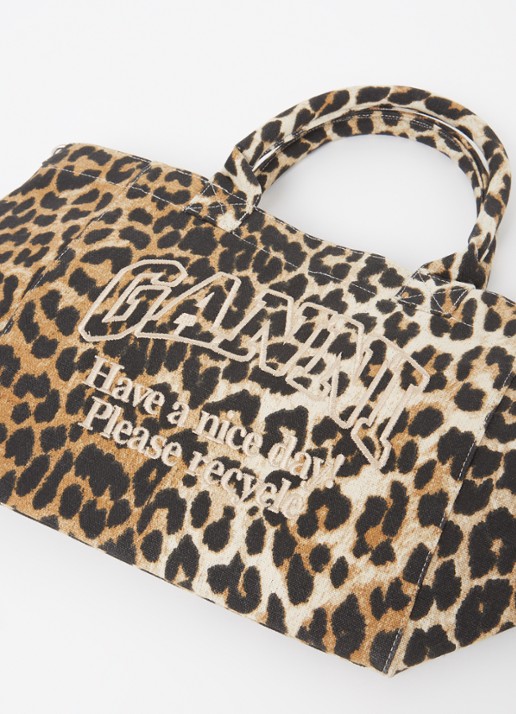 Ganni Small Easy shopper met panterprint en logoborduring - detail 3 camel