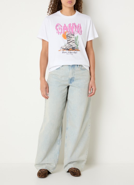 Ganni T-shirt met logoprint - voorkant 2 wit